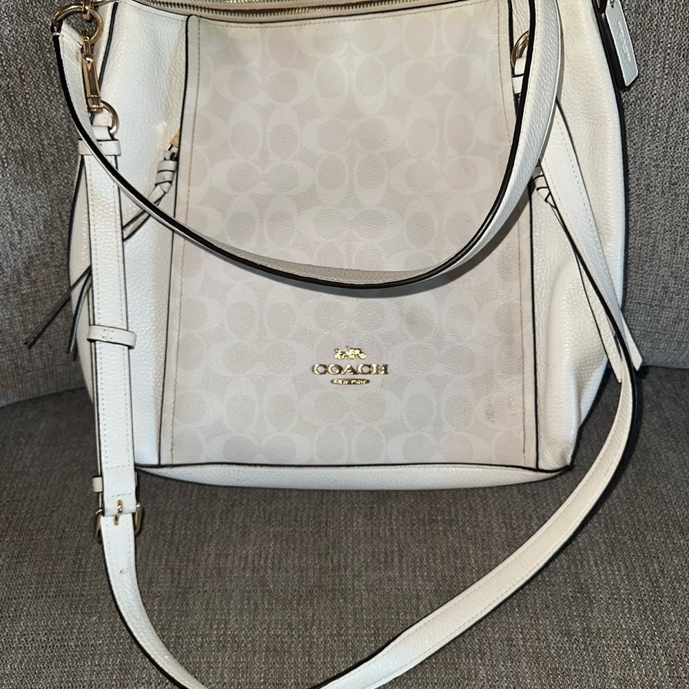 Coach Cream Leather Shoulder Bag